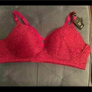 NWT Torrid Wireless Push Up Plunge Bra